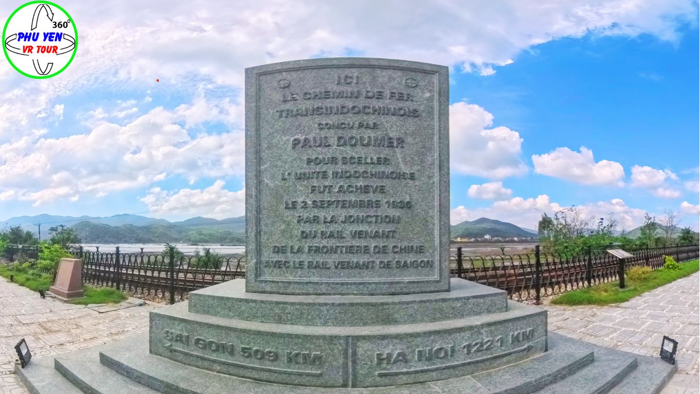 Bia ghi dấu ĐS xuyên Đông Dương