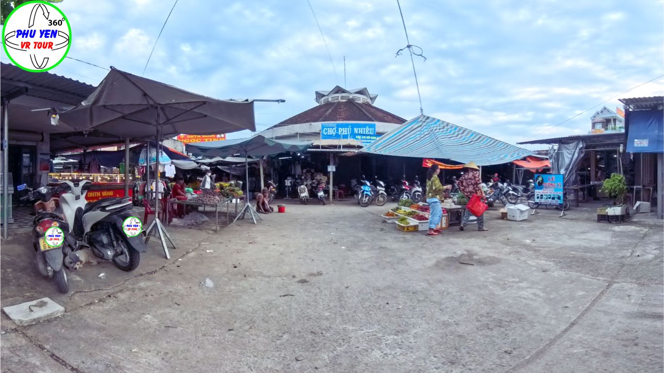 Chợ Phú Nhiêu