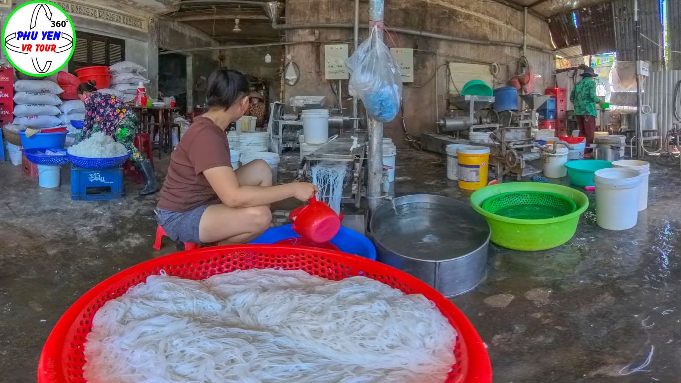 Làng bún Định Thành