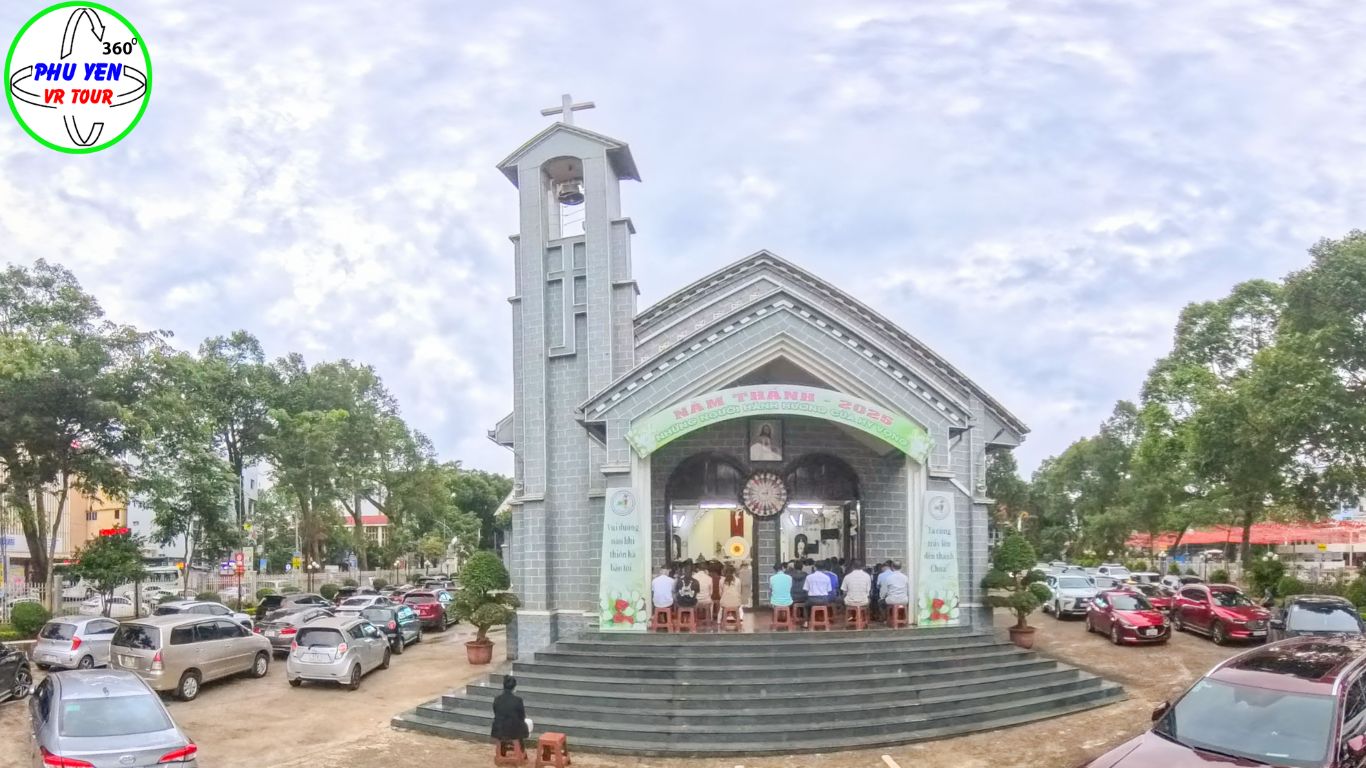 Nhà thờ chính tòa Buôn Ma Thuột